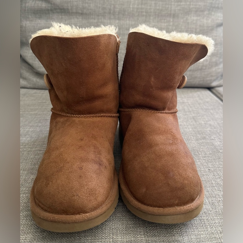 UGG  boots